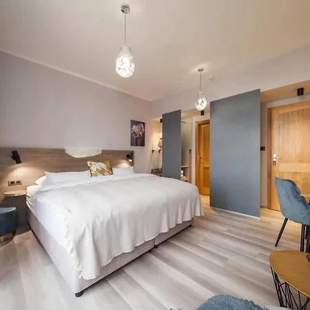 Martina**** Guest house Lanskroun